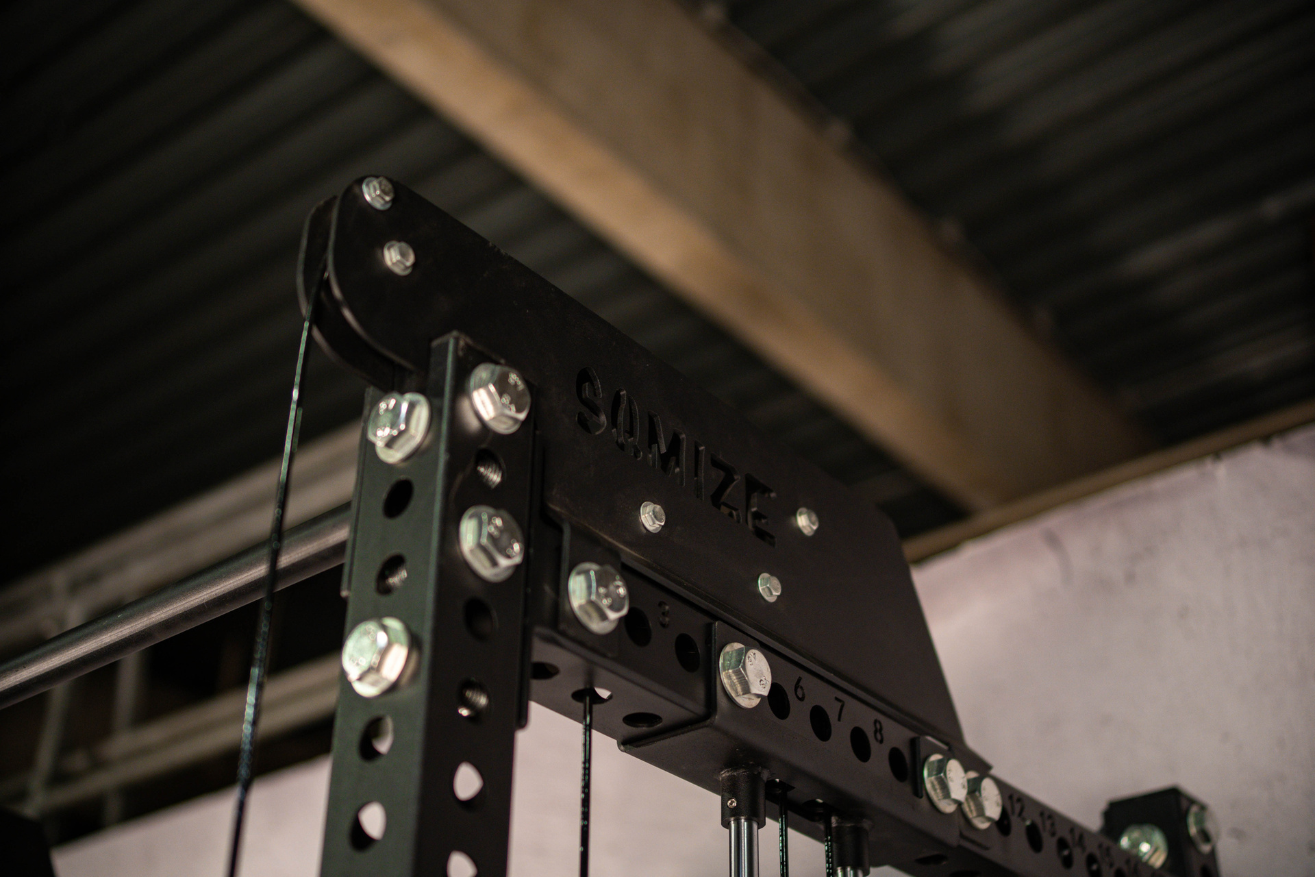 Tri-Power Gym SQMIZE® ELITE CLUB SQ-S955-90, Kabelzugstation, Multipresse & Half Rack, Höhe 238 cm