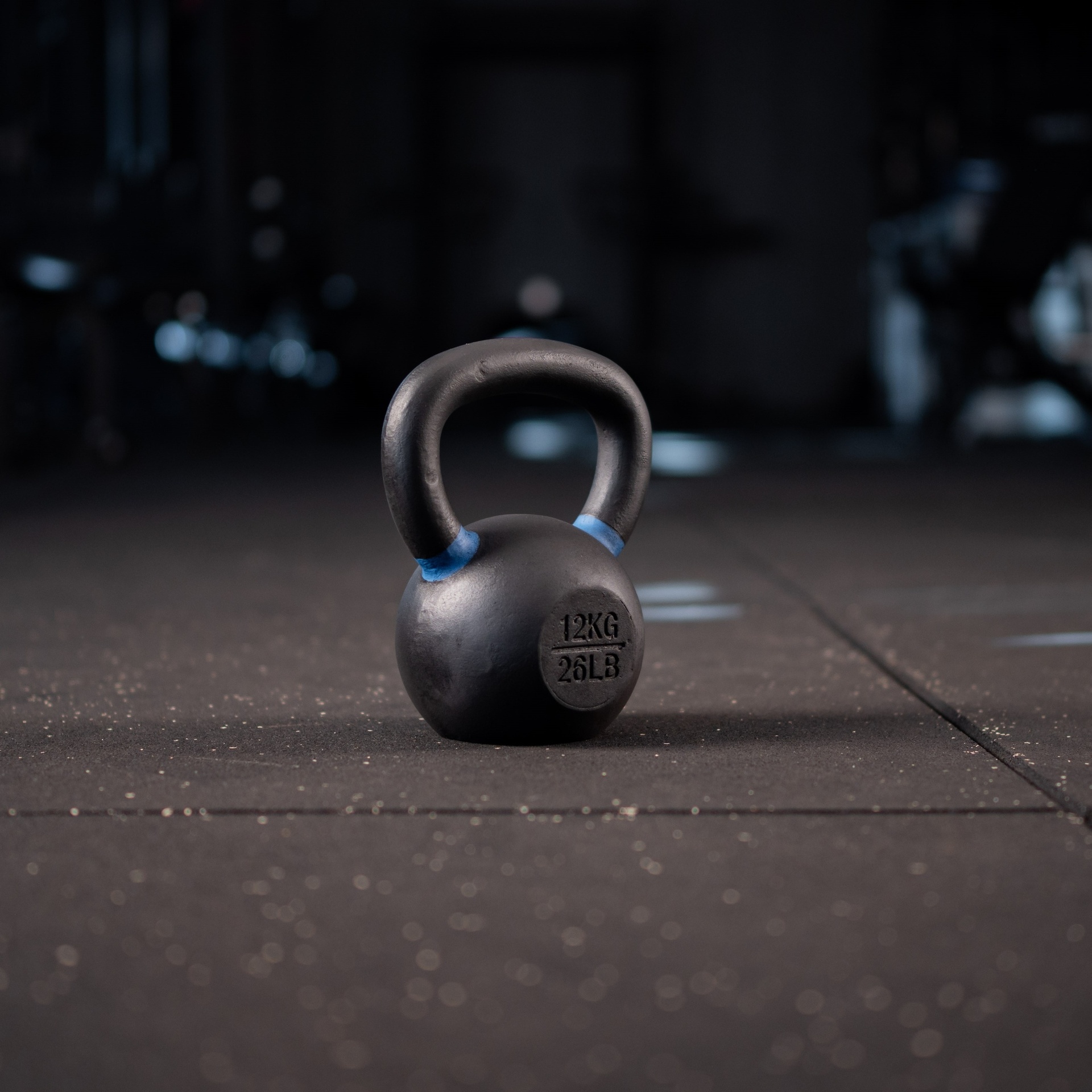 Black Kettlebell SQMIZE® BFK12 farbcodiert, 12 kg, blau
