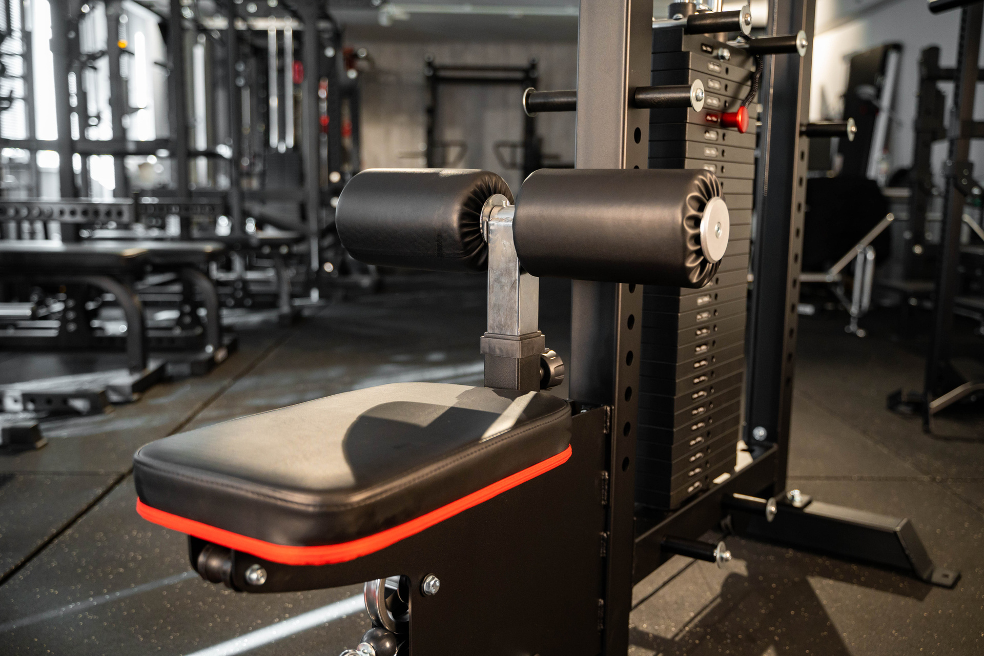 Latzugstation SQMIZE® PREMIUM BISON LAT-S1400