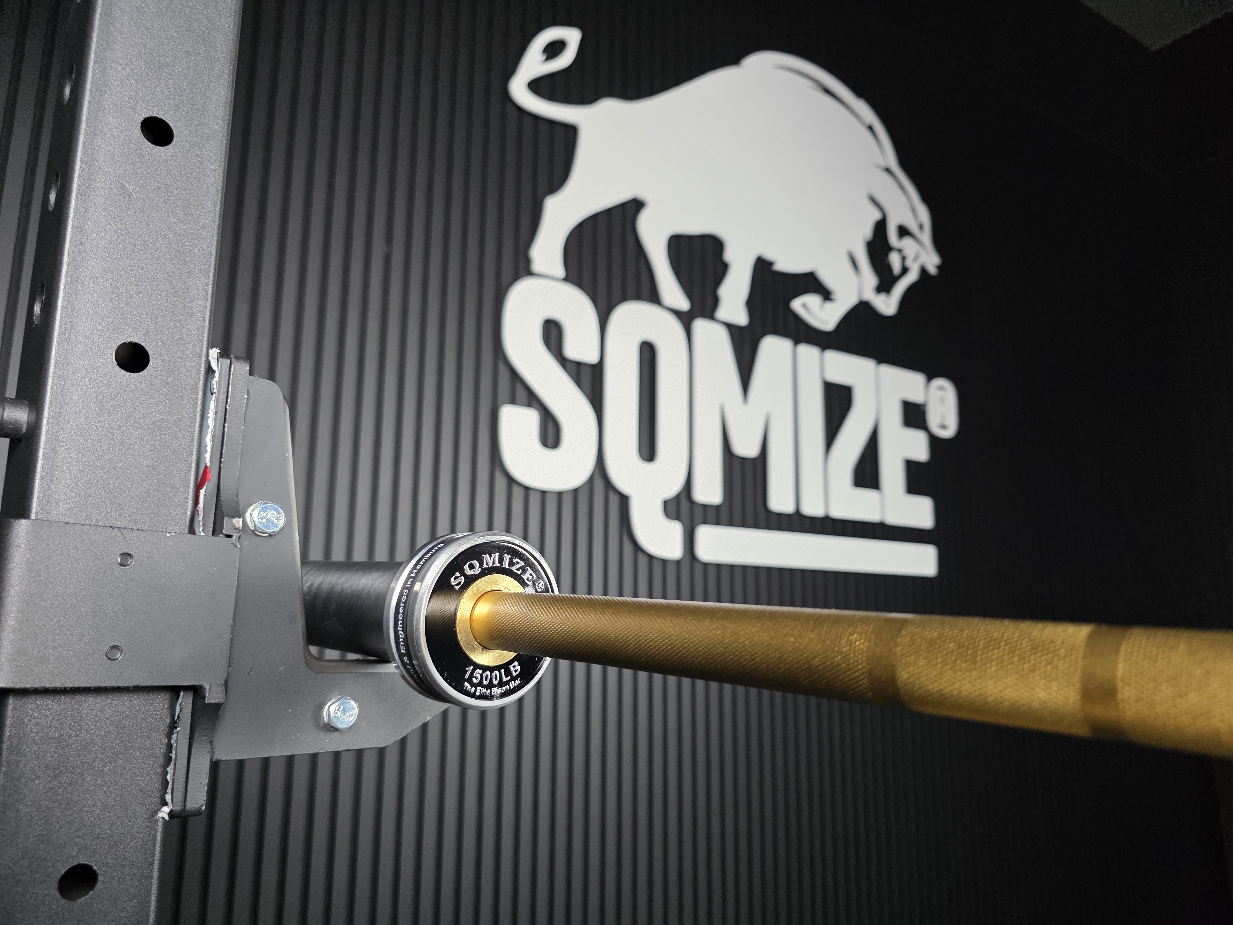 SQMIZE® PREMIUM BISON Hybrid Langhantel Manufaktur Edition FX Gold, 201 cm