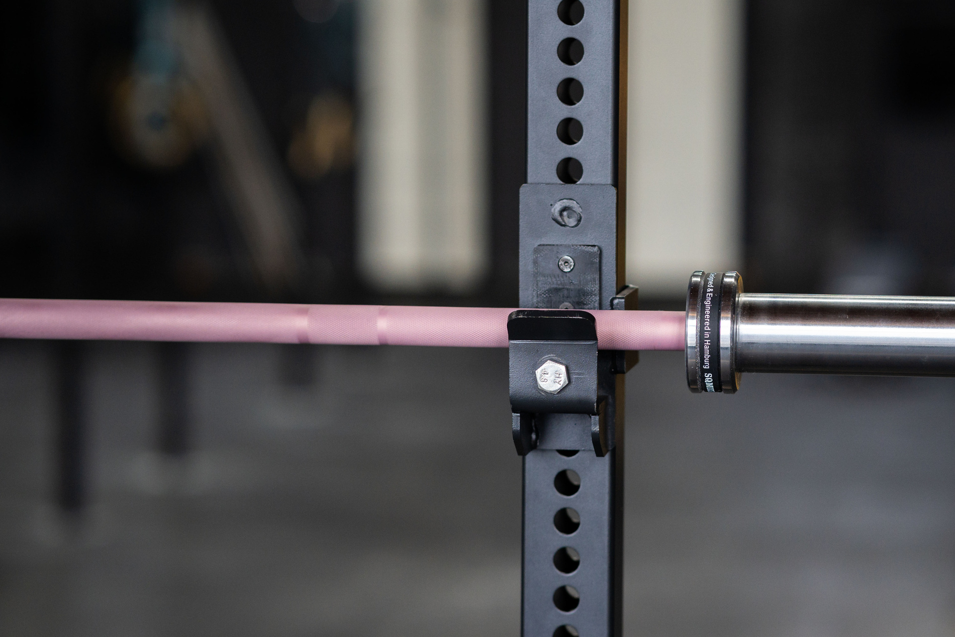 SQMIZE® PREMIUM BISON Hybrid Langhantel Manufaktur Edition Pink Champagne, 201 cm