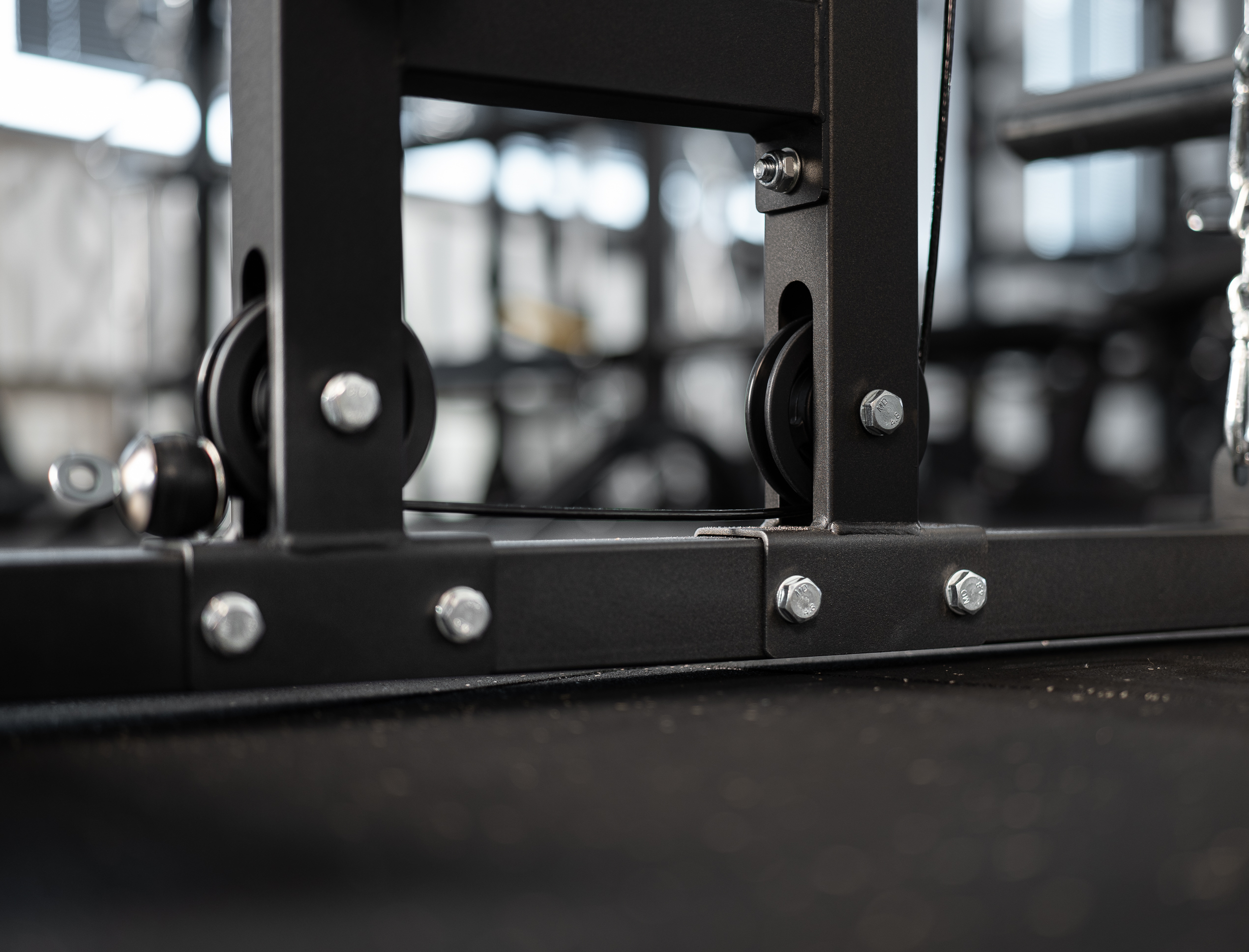 Latzugstation newfitness® FOX LINE LAT944, Höhe 192 cm