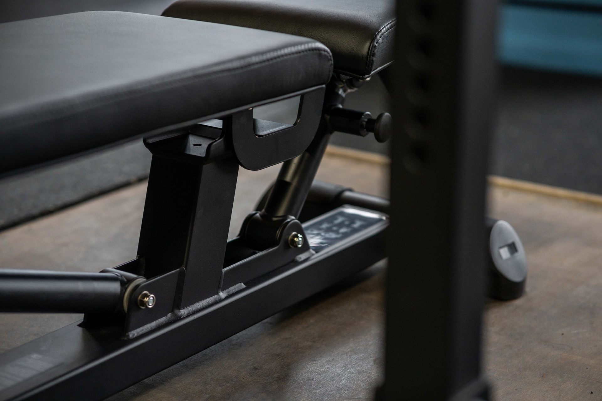 Hantelbank SQMIZE® PREMIUM BISON SQ-R620