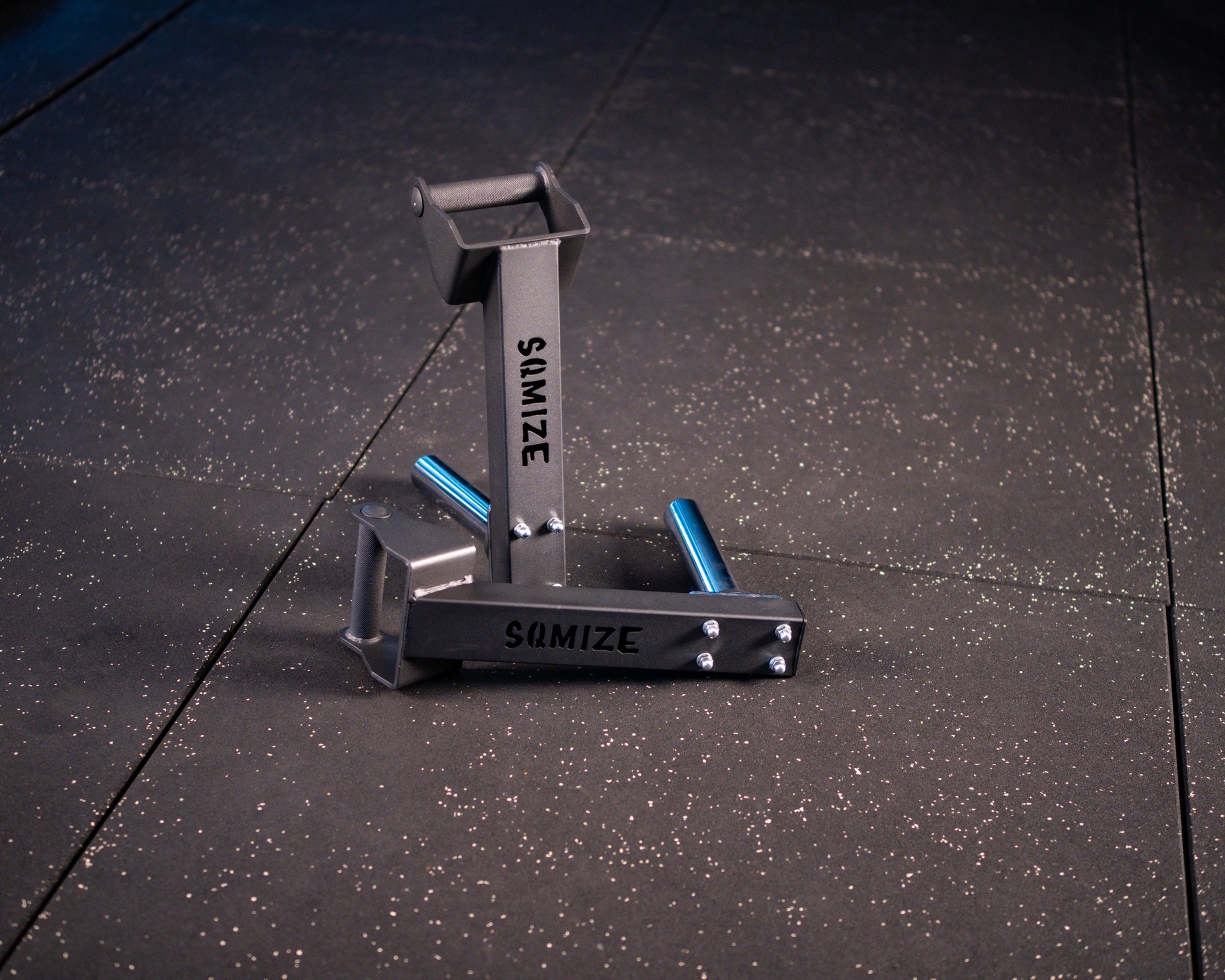Farmers Walk SQMIZE® FW23
